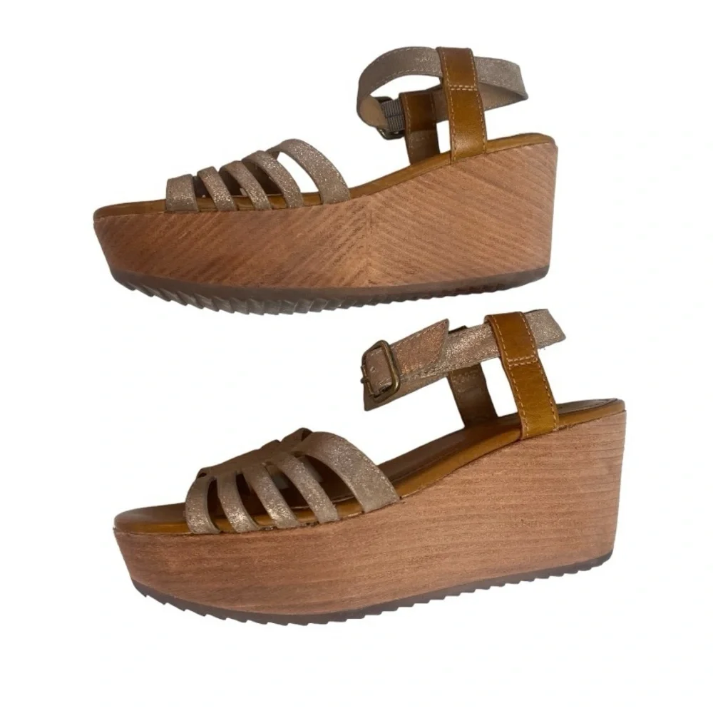 Trask Taupe Glittery Gold Strappy Platforms Leather Wedge Heel |  Size: 8